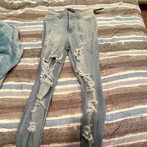 High waisted Fashion nova ripped jeans